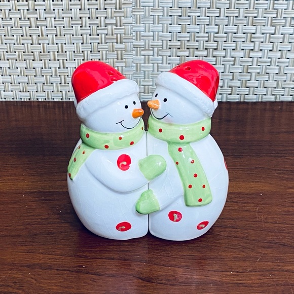🌟HP🌟🎄VTG 1970s Hugging Snowmen Salt & Pepper Shaker - Picture 7 of 7